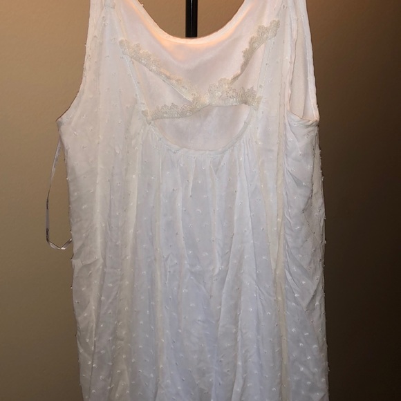 Summer dress - Picture 4 of 5